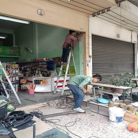 แก้ไขประตูม้วนเสีย