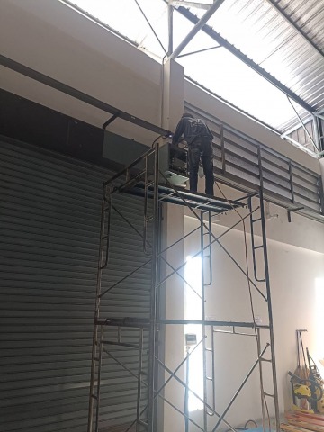 ติดตั้งประตูม้วนทุกระบบ